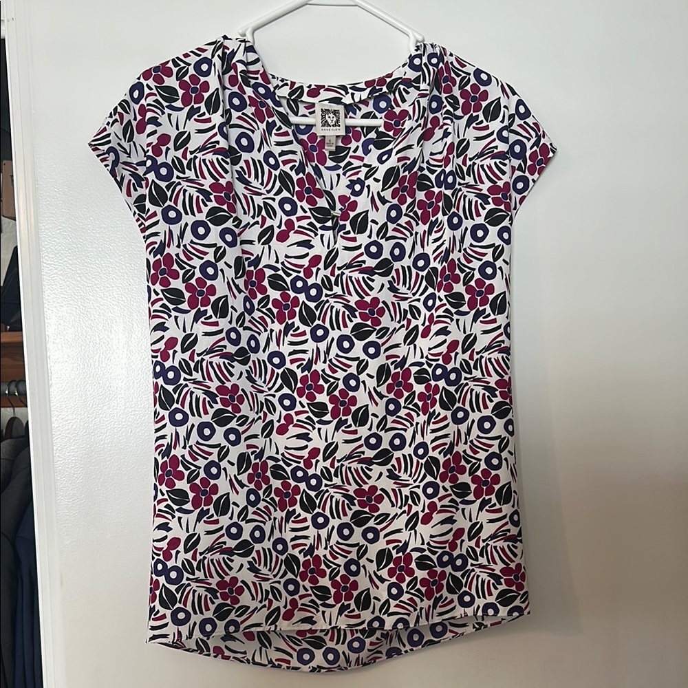 Anne Klein Black and White Fitted Cap Sleeve Blouse